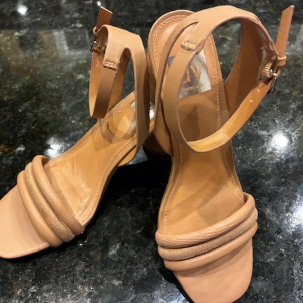 DV by Dolce Vita Bleeker Block Heel Strappy Pump New; no box.